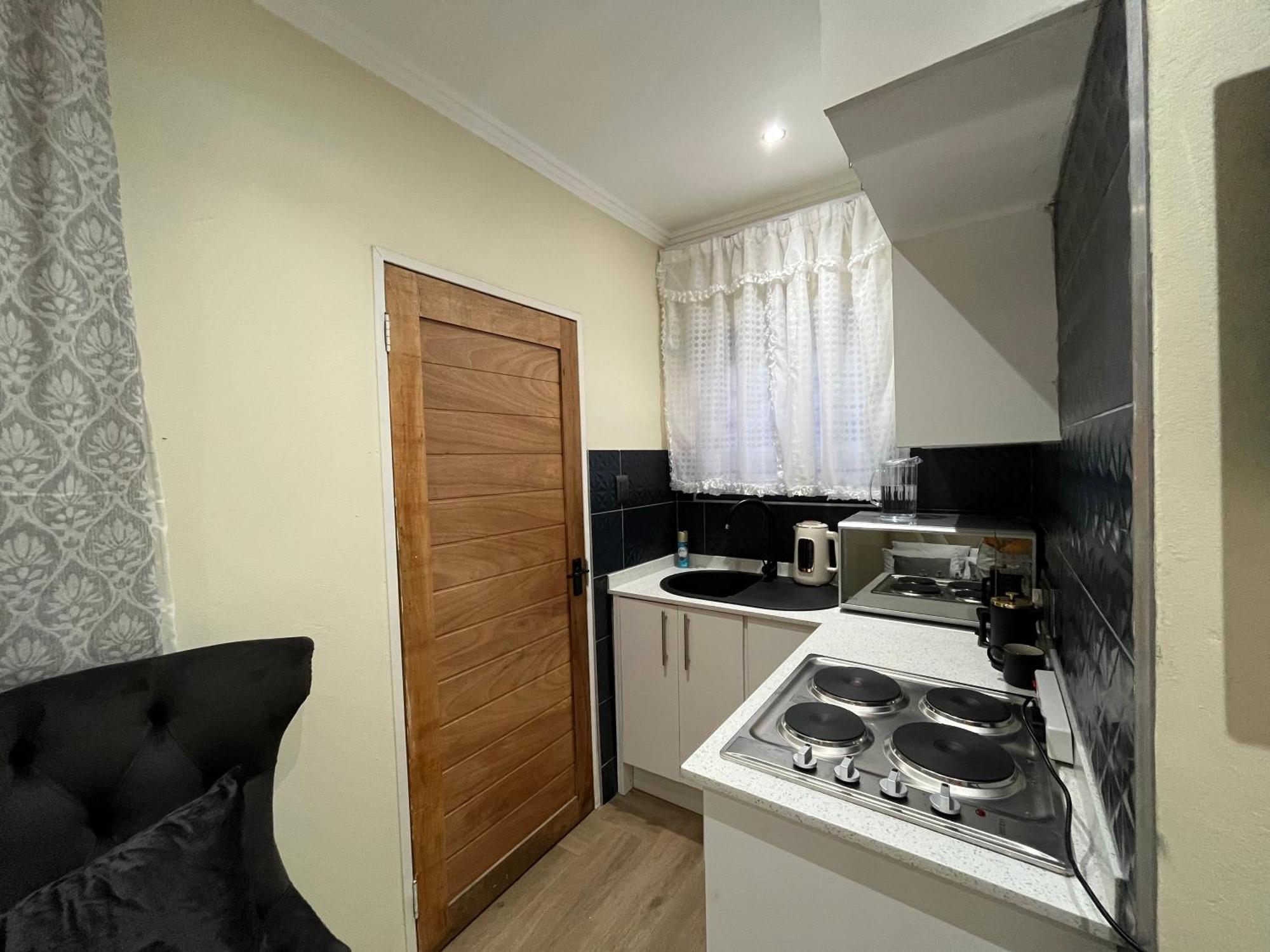 The Benjamin Accomodation Edenvale Luaran gambar