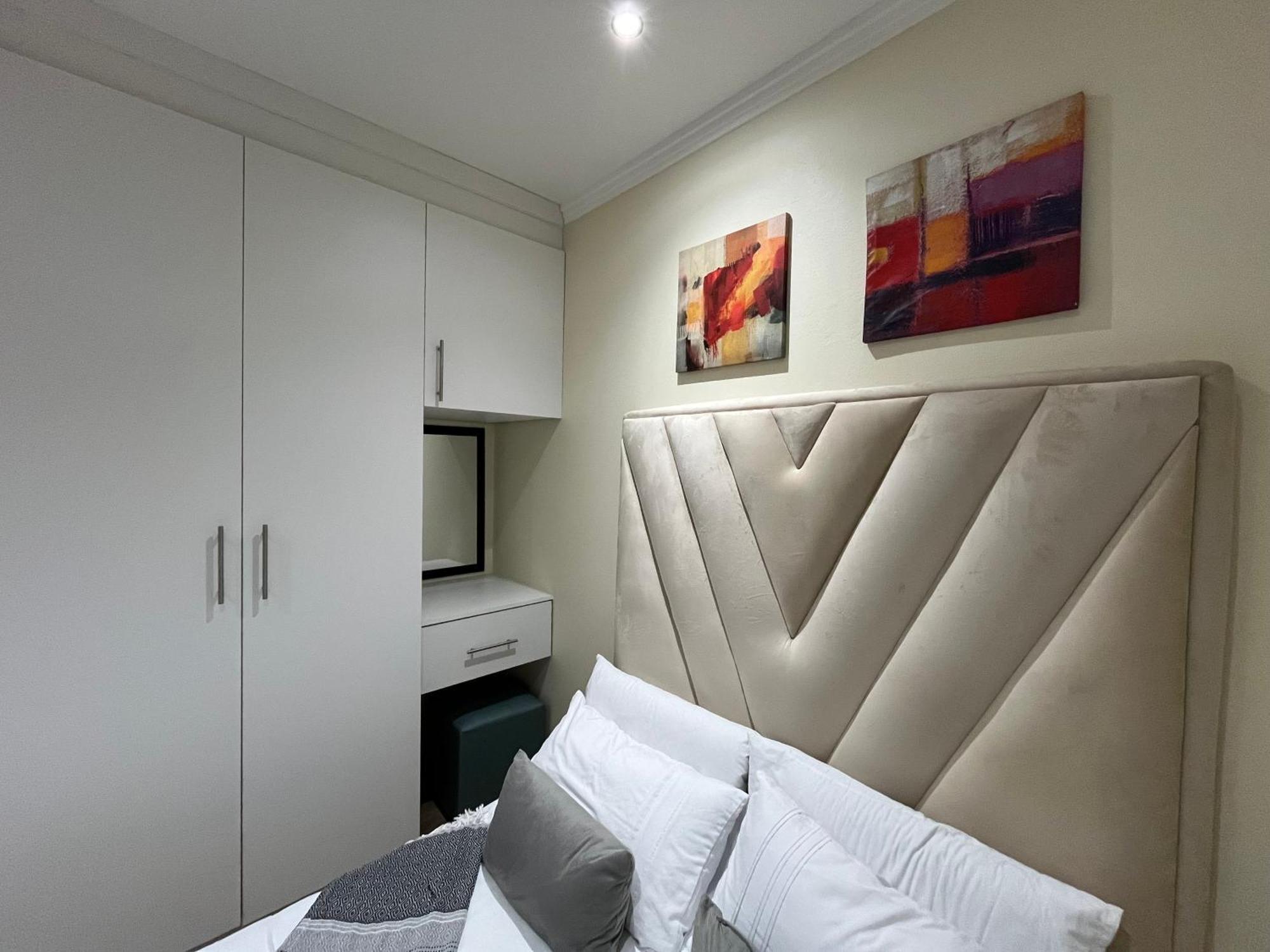The Benjamin Accomodation Edenvale Luaran gambar
